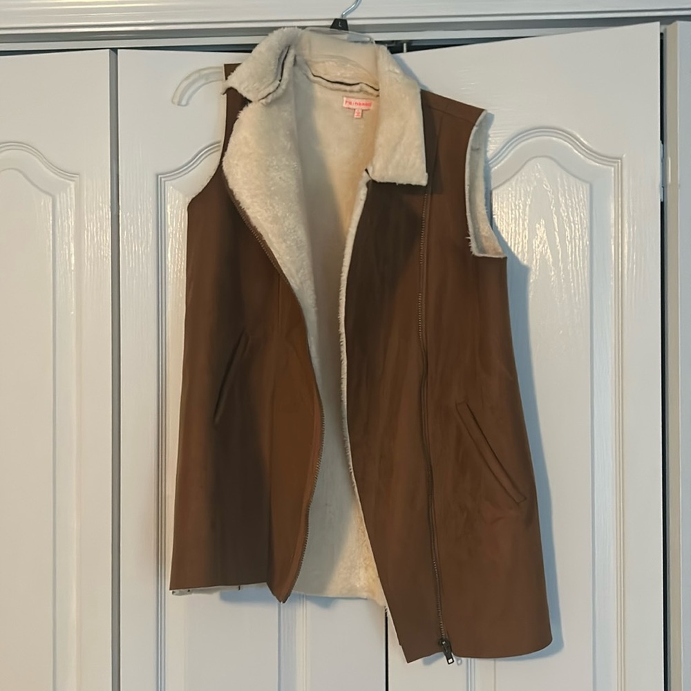 Suede brown and cream vest